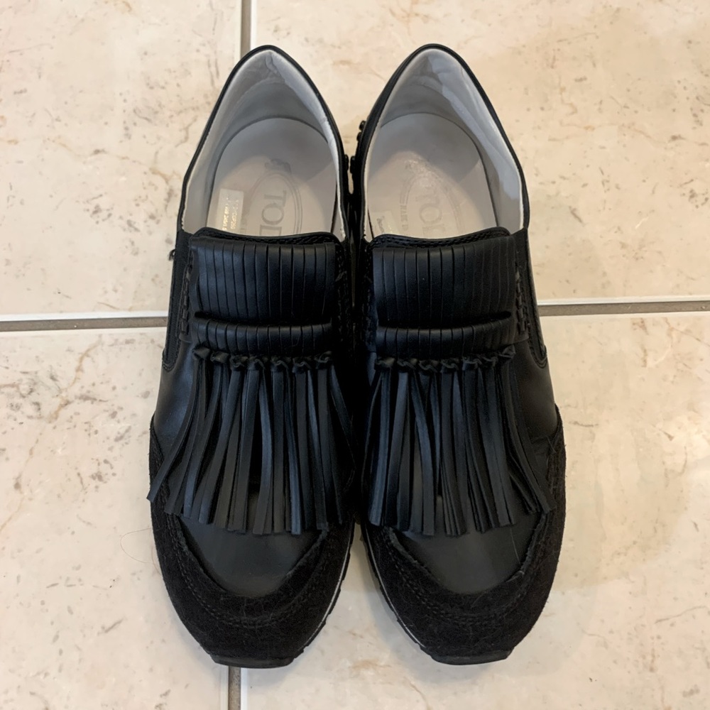 Tod's slip on sneaker